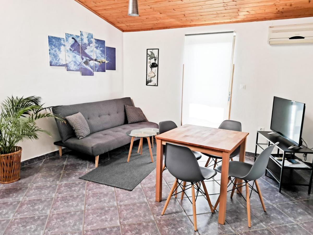 Ohana Lodge Vrsar Bagian luar foto